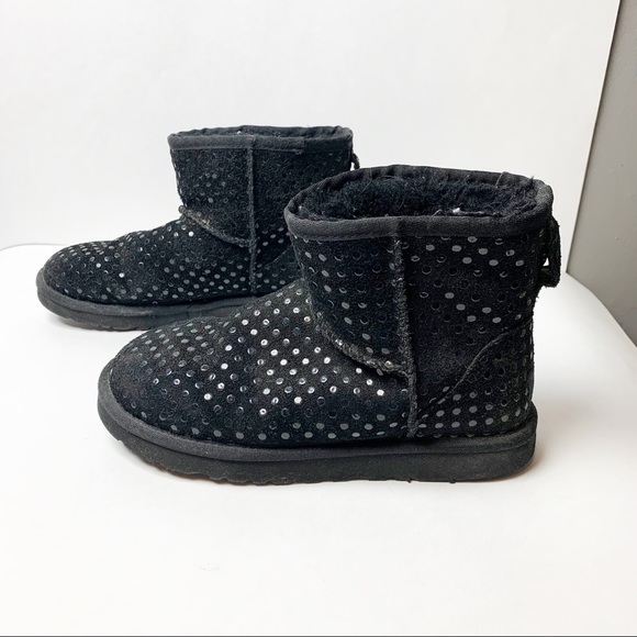 Ugg Mini Shiny Dot Boots - Picture 2 of 8